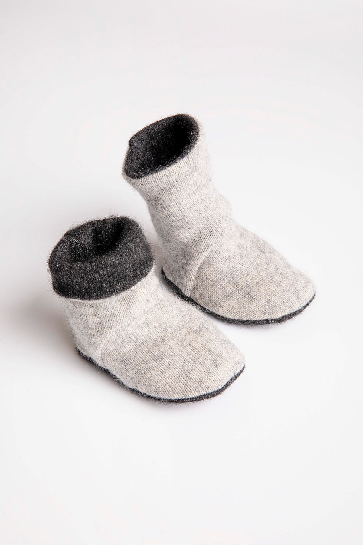 Gray Baby Set - Mittens, Booties and Hat